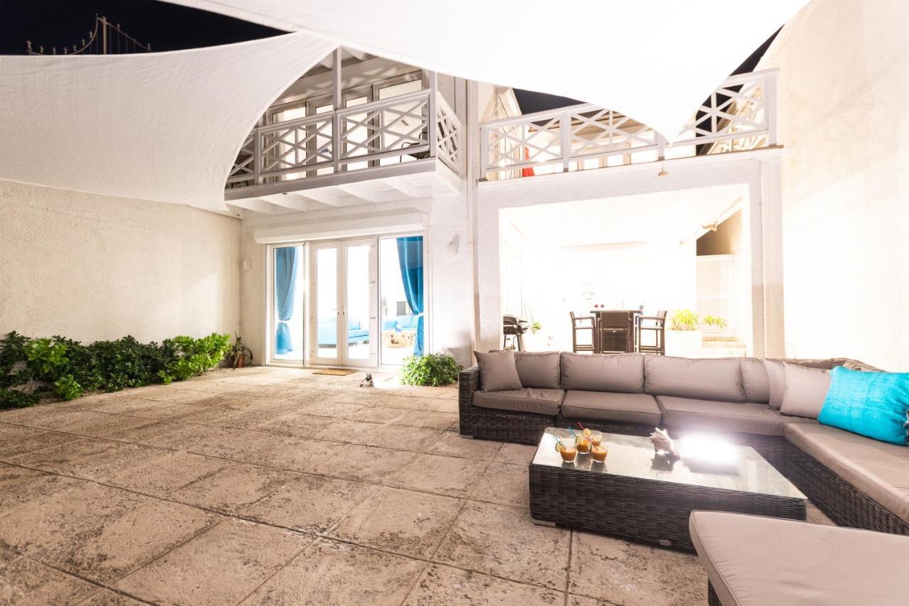 נסאו Caprice 9 - Oceanfront Villa - Gated Community With Pool מראה חיצוני תמונה