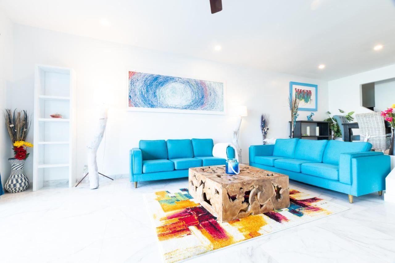 נסאו Caprice 9 - Oceanfront Villa - Gated Community With Pool מראה חיצוני תמונה